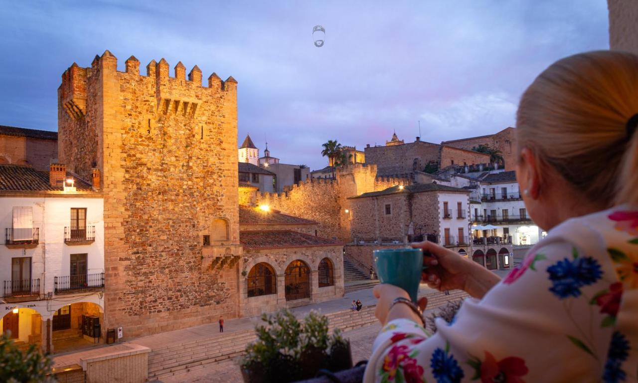 Apartamentos La Machacona Plaza Mayor Caceres Luaran gambar